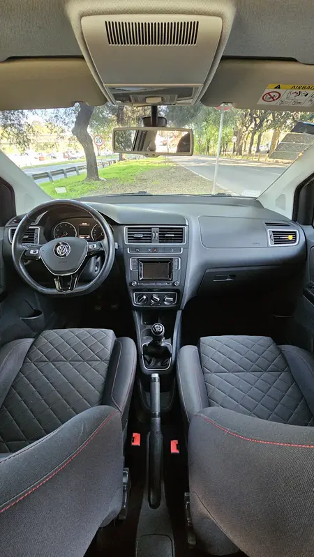 Mira esta publicación de Volkswagen Suran 2017 en Motordil