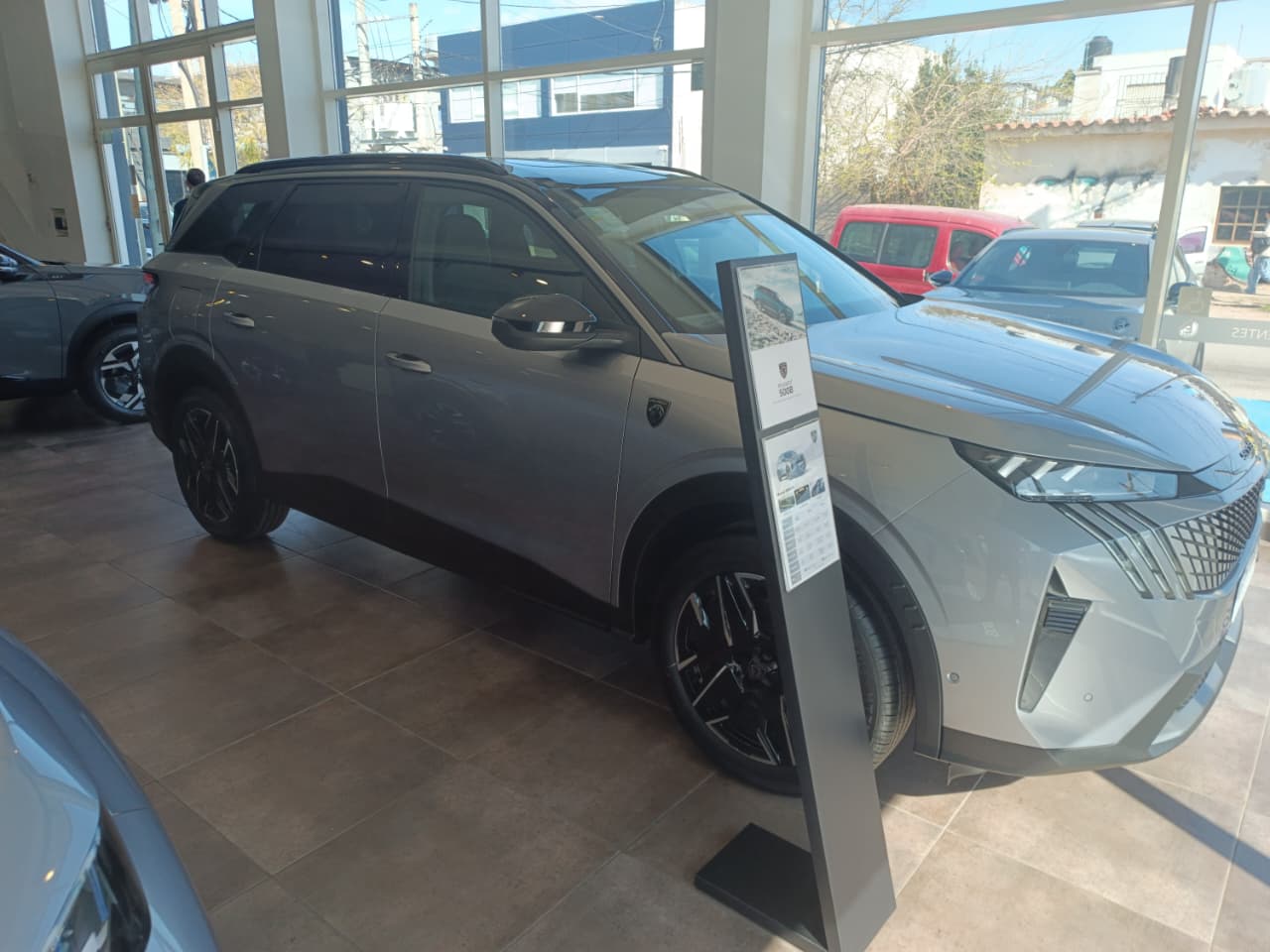 Mirá esta publicación de Peugeot 5008
