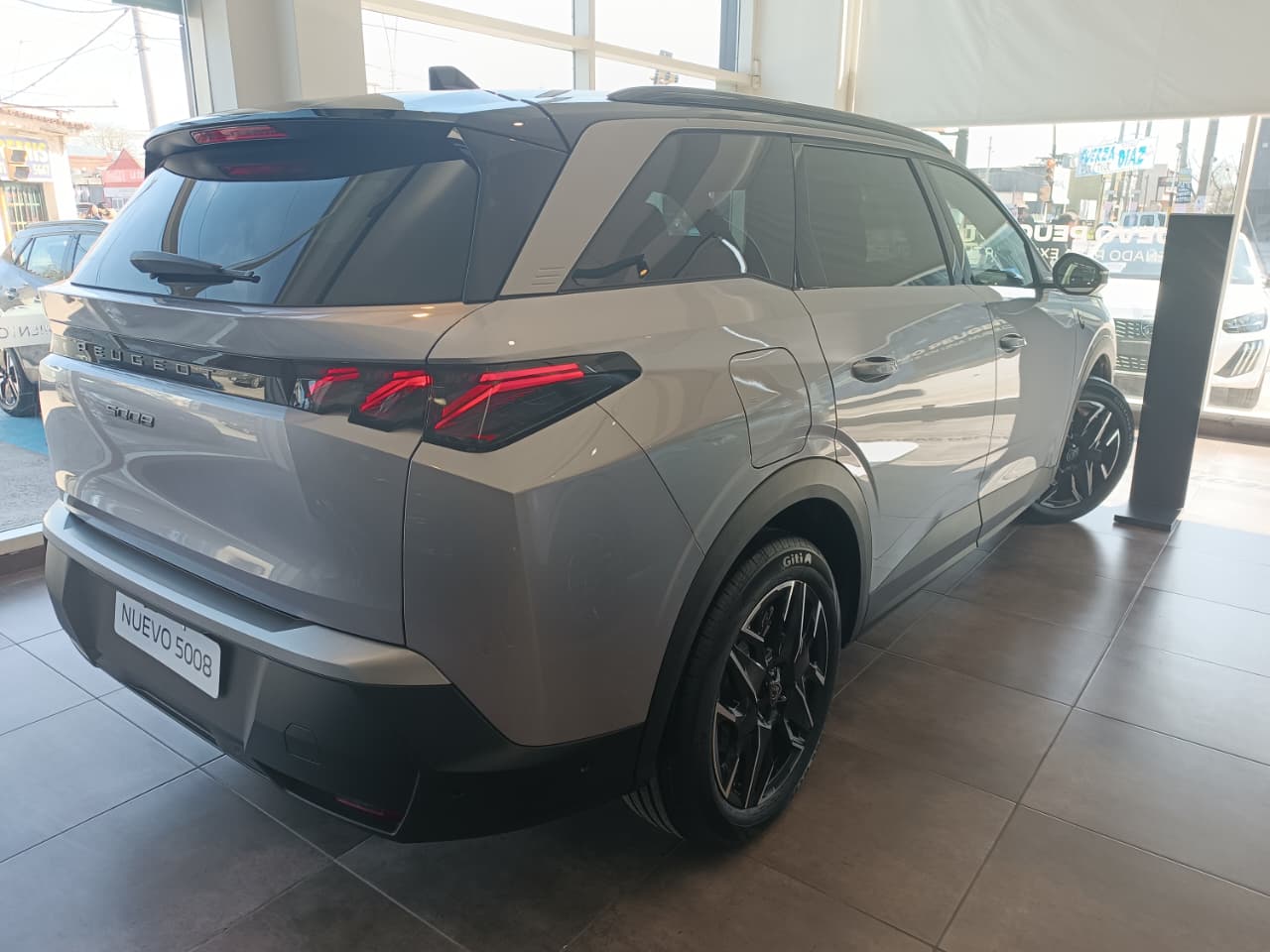 Mirá esta publicación de Peugeot 5008