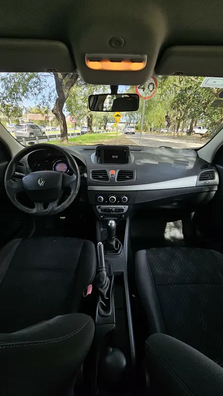 Mira esta publicación de Renault Fluence 2016 en Motordil