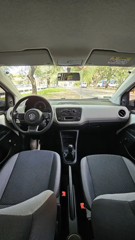 Mira esta publicación de Volkswagen UP 2015 en Motordil