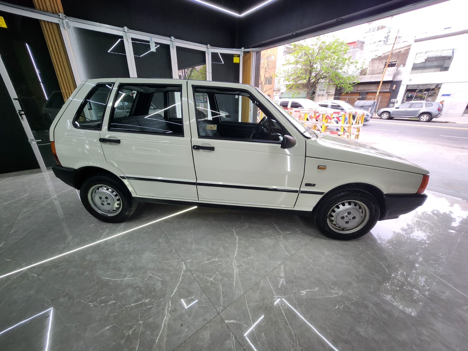 Mira esta publicación de Fiat UNO 1992 en Motordil