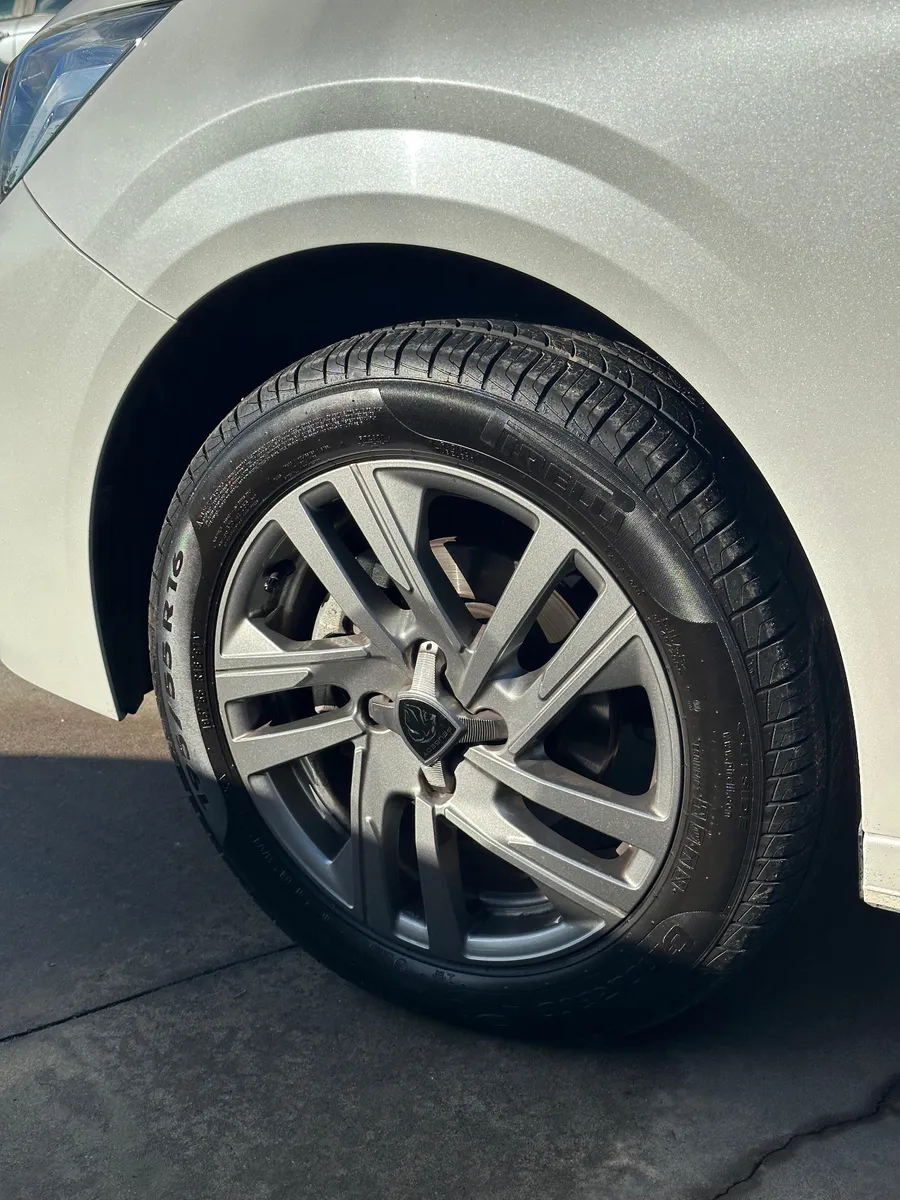 Mirá esta publicación de Peugeot 208