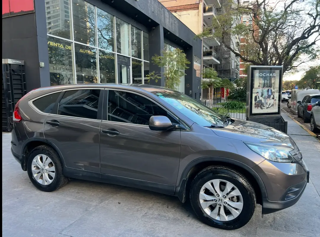 Mira esta publicación de Honda CRV 2013 en Motordil