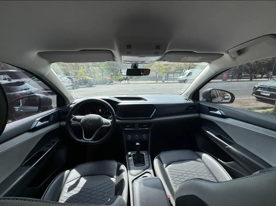 Mira esta publicación de Volkswagen Taos 2022 en Motordil