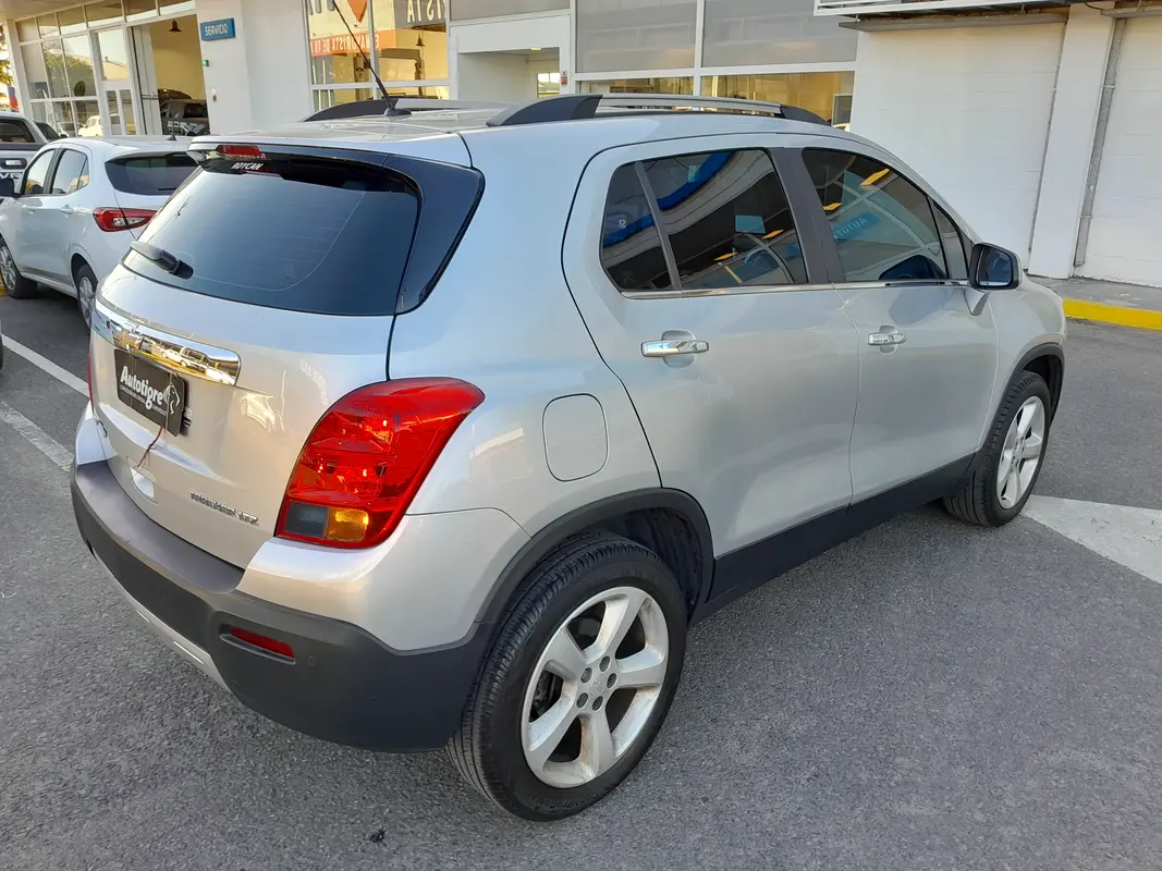 Mira esta publicación de Chevrolet Tracker 2015 en Motordil