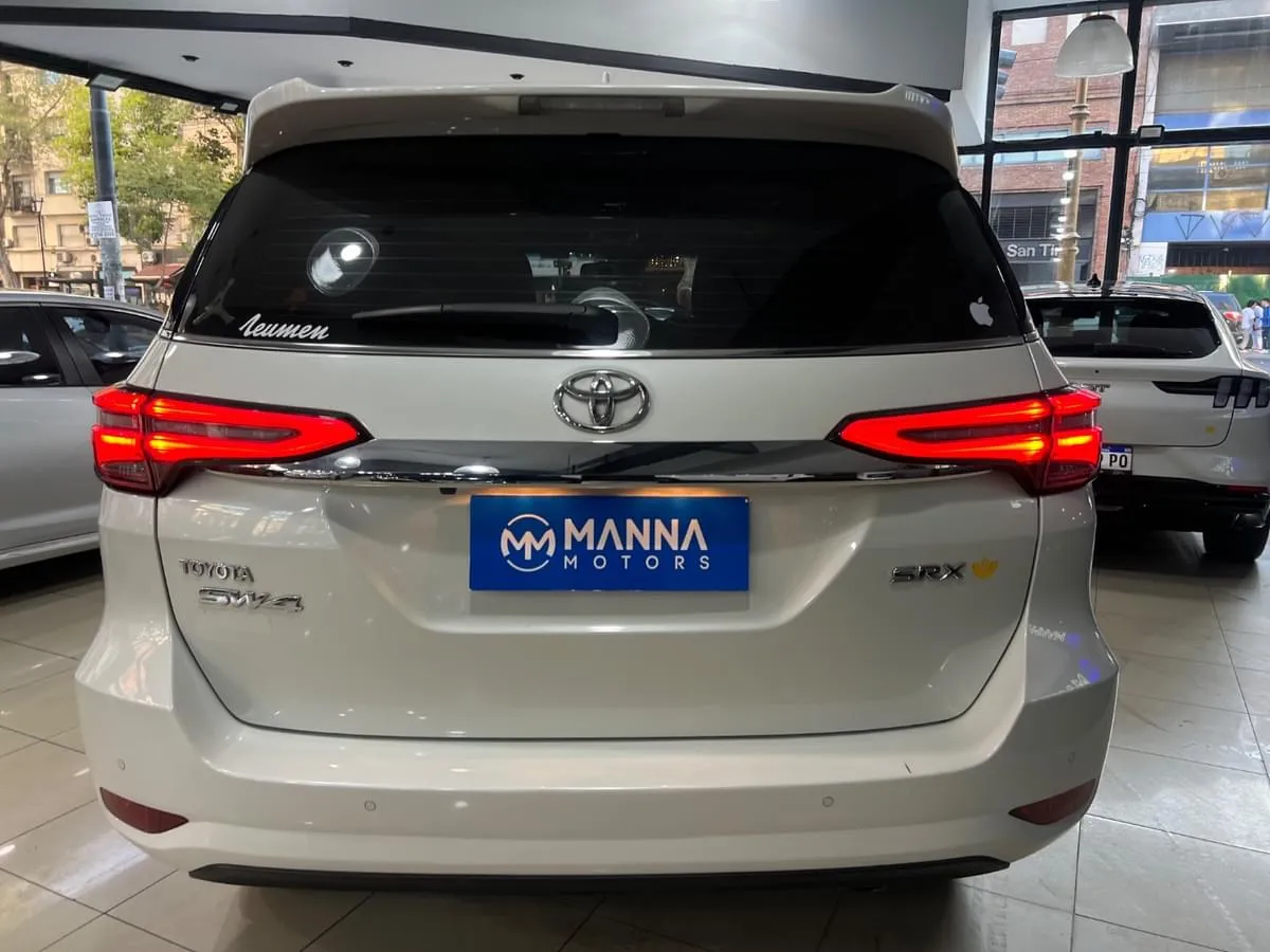 Mira esta publicación de Toyota SW4 2022 en Motordil
