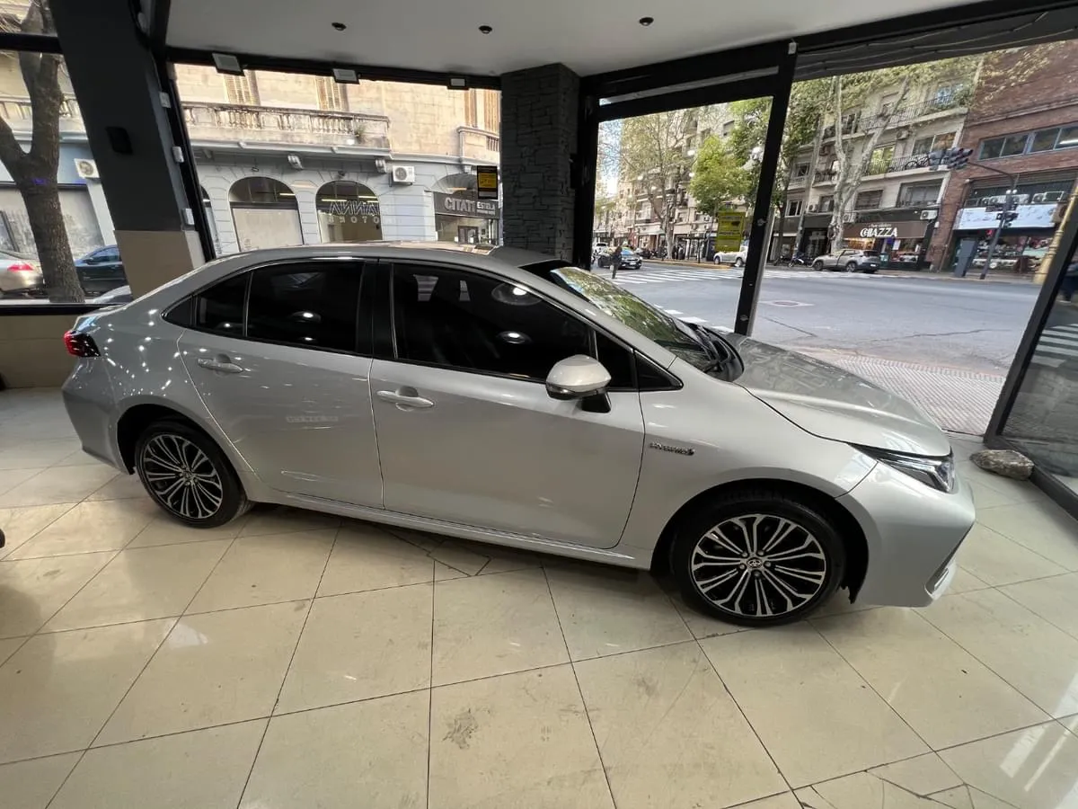Mira esta publicación de Toyota Corolla 2021 en Motordil