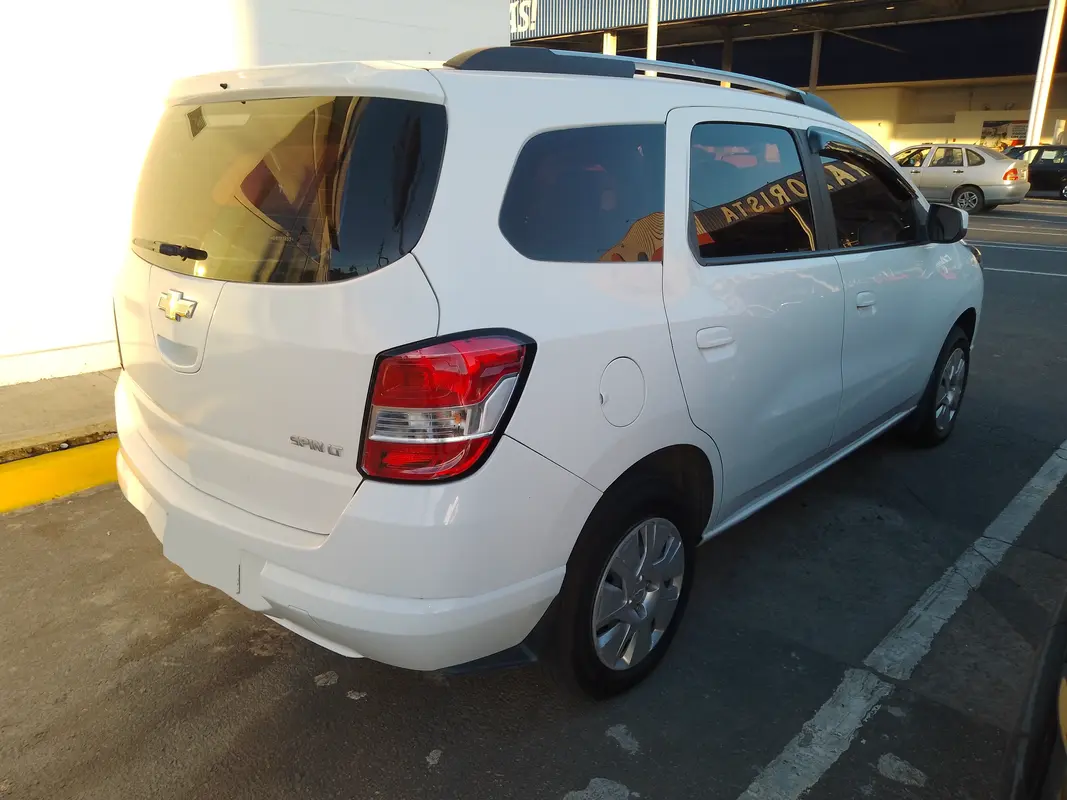 Mira esta publicación de Chevrolet Spin 2016 en Motordil