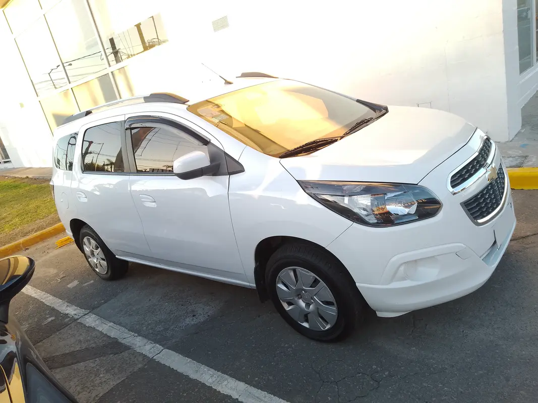 Mira esta publicación de Chevrolet Spin 2016 en Motordil