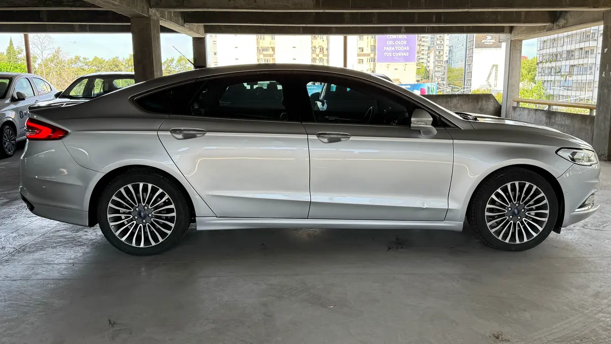 Mira esta publicación de Ford Mondeo 2018 en Motordil