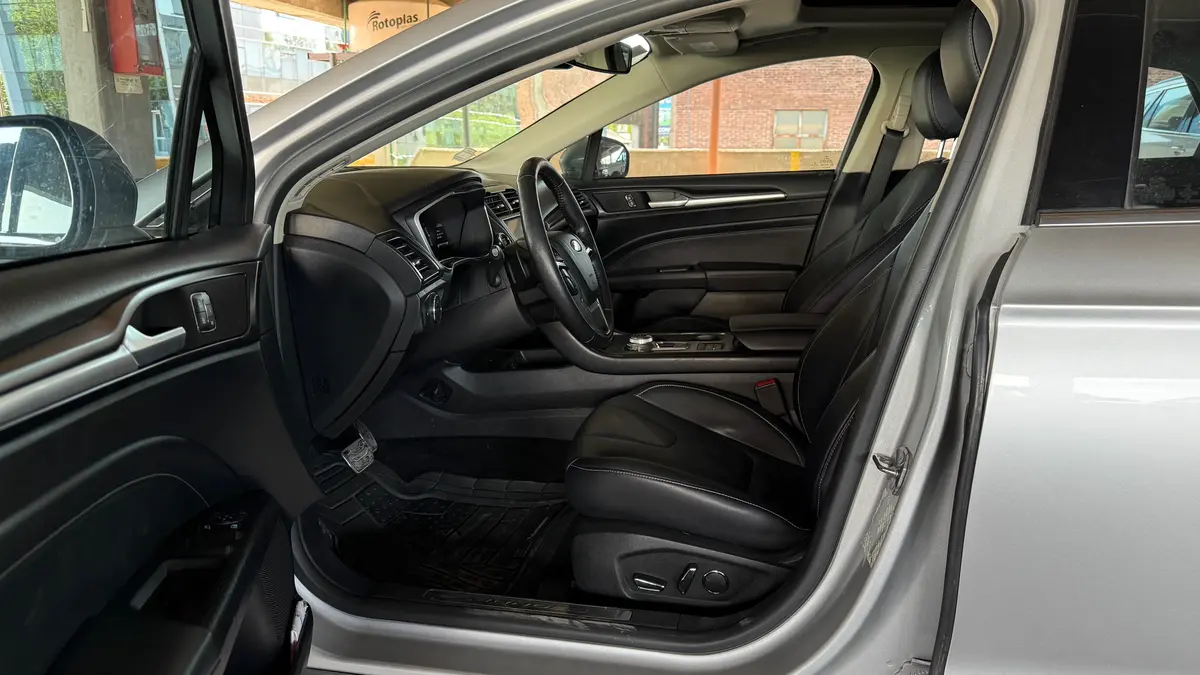 Mira esta publicación de Ford Mondeo 2018 en Motordil