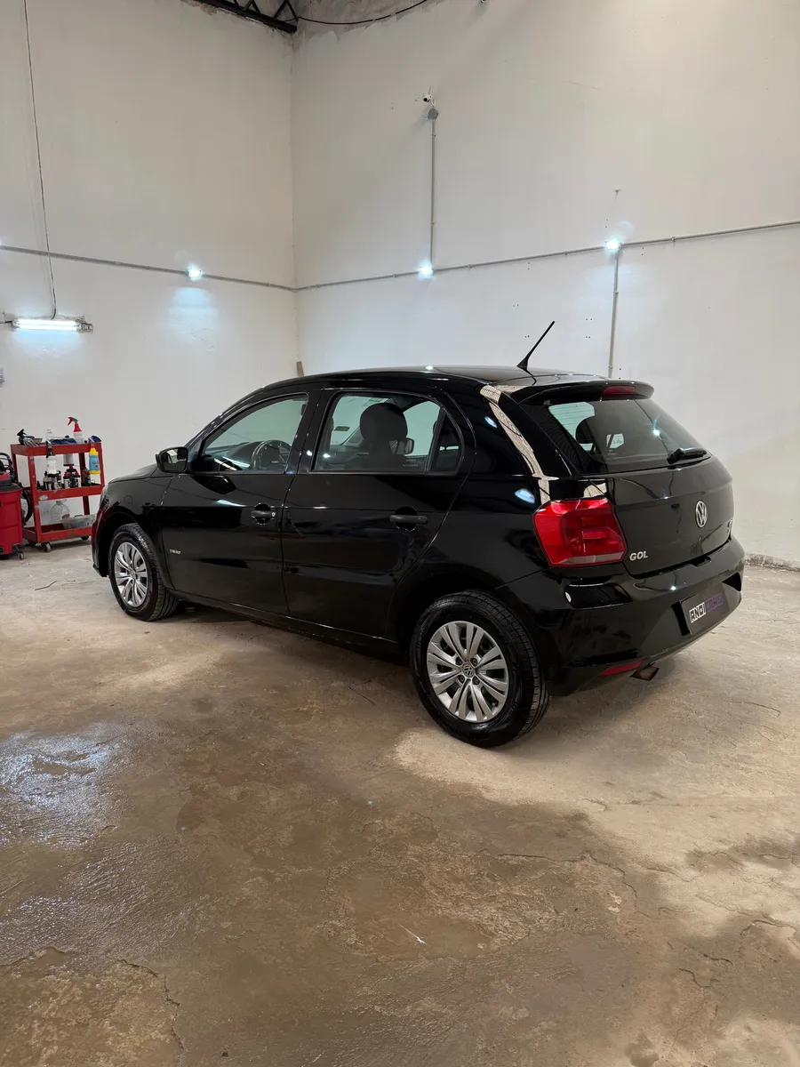Mira esta publicación de Volkswagen Gol Trend 2018 en Motordil