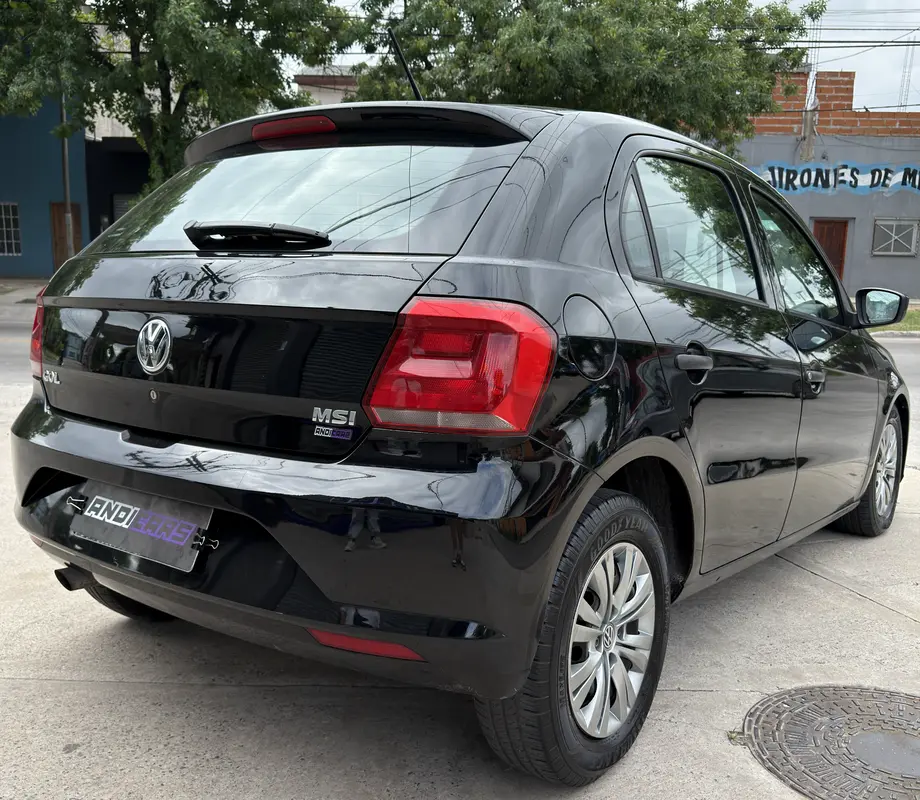 Mira esta publicación de Volkswagen Gol Trend 2018 en Motordil
