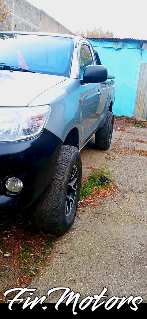 Mira esta publicación de Toyota Hilux 2015 en Motordil