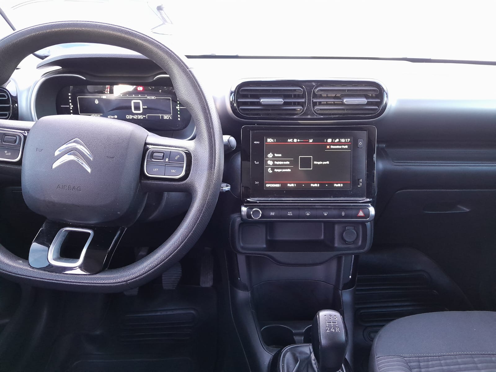 Mira esta publicación de Citroen C 4 Cactus 2021 en Motordil