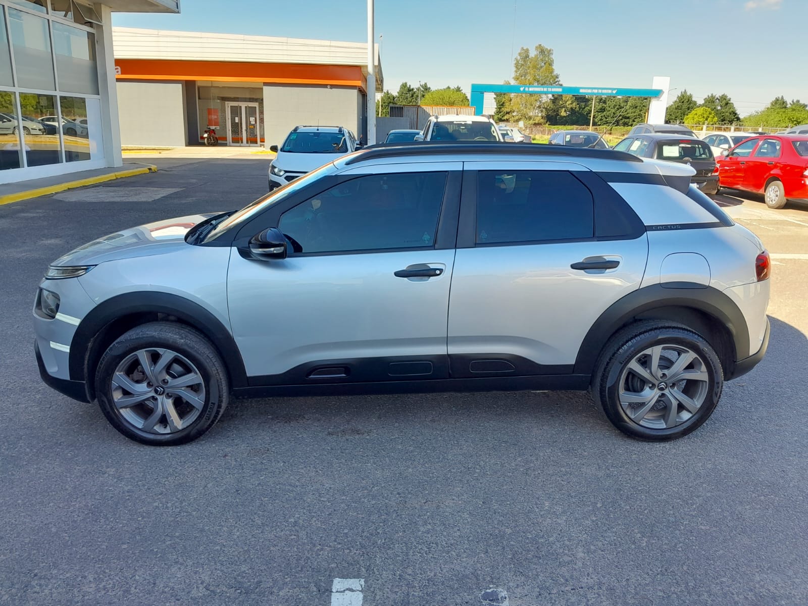 Mira esta publicación de Citroen C 4 Cactus 2021 en Motordil