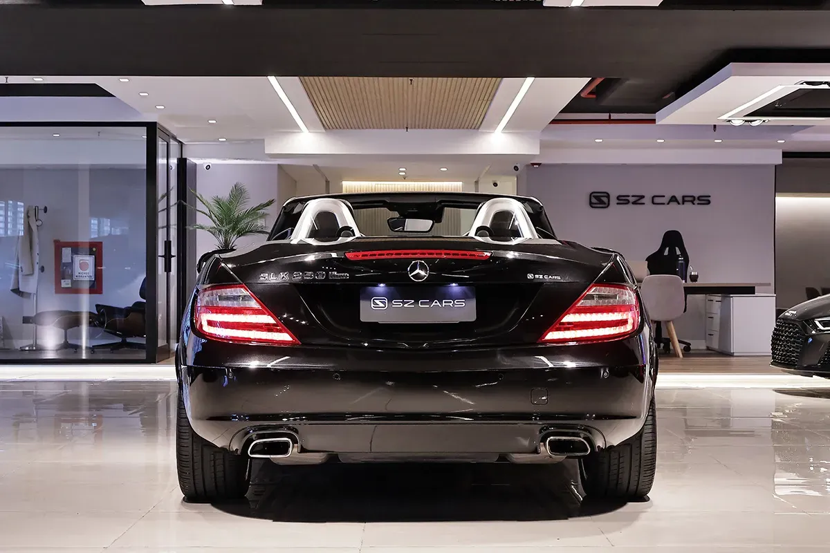 Mira esta publicación de Mercedes Benz SLK 2012 en Motordil