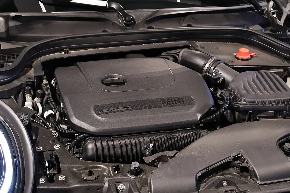Mira esta publicación de Mini Cooper 2023 en Motordil