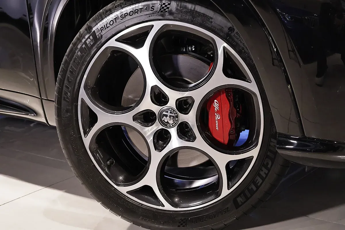 Mira esta publicación de Alfa Romeo Tonale 2025 en Motordil