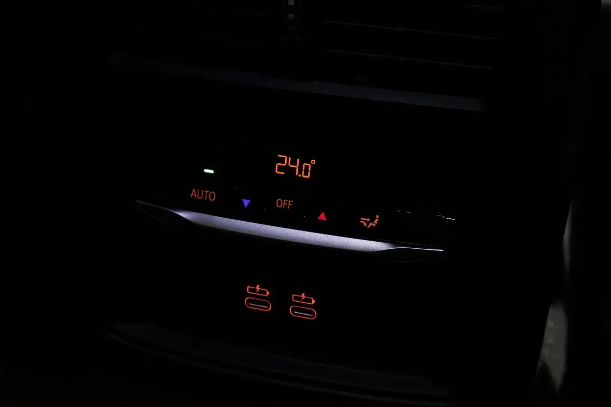 Mira esta publicación de BMW Serie 3 2025 en Motordil