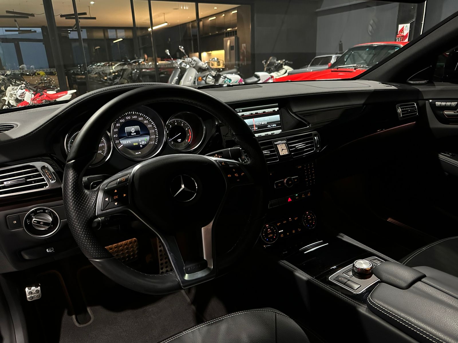 Mira esta publicación de Mercedes Benz CLS 2014 en Motordil
