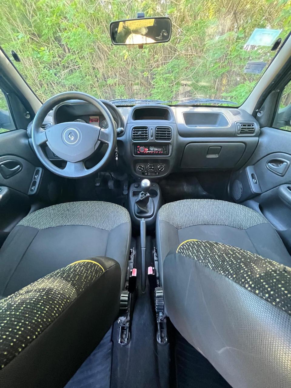 Mira esta publicación de Renault Clio Mio 2013 en Motordil