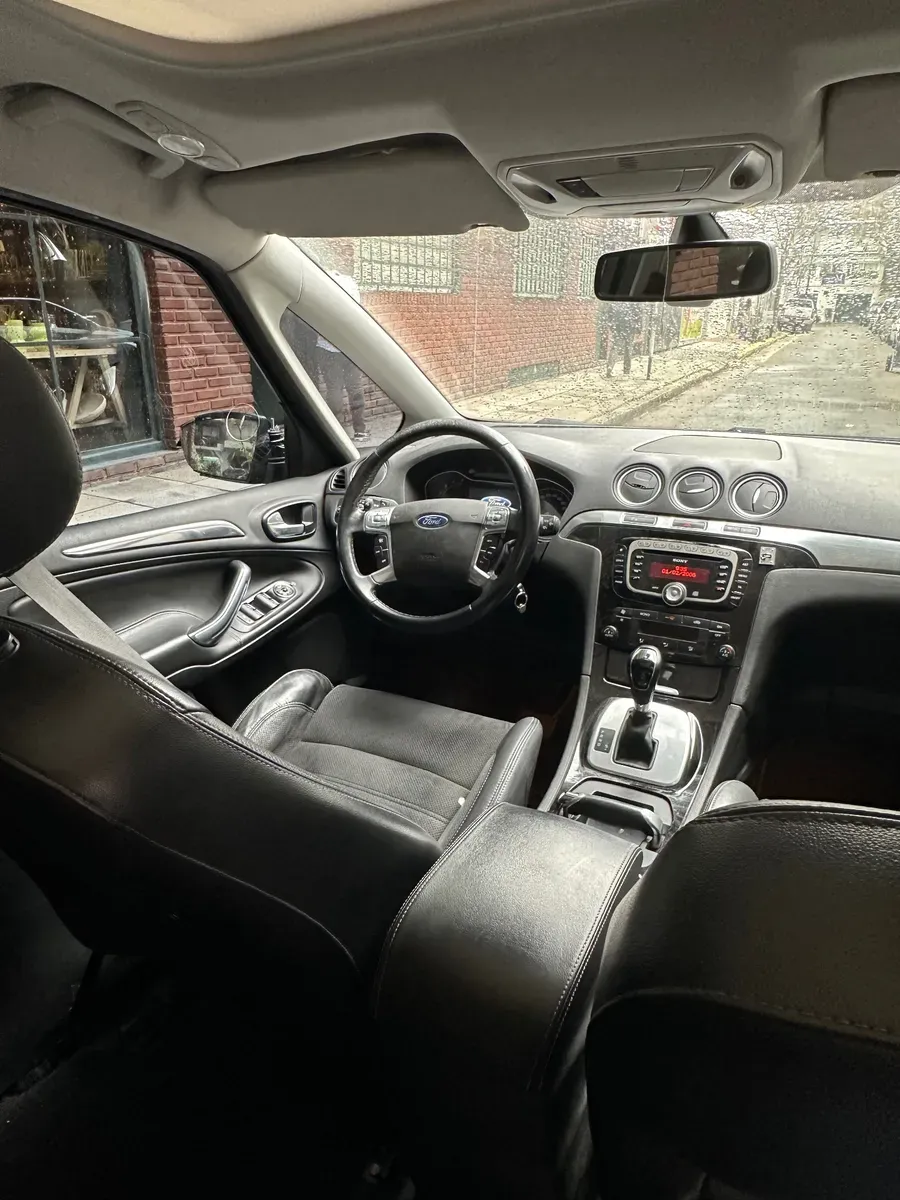 Mira esta publicación de Ford S Max 2012 en Motordil
