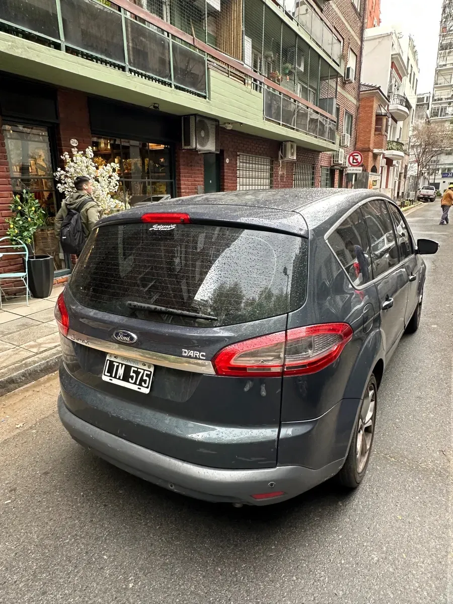 Mira esta publicación de Ford S Max 2012 en Motordil
