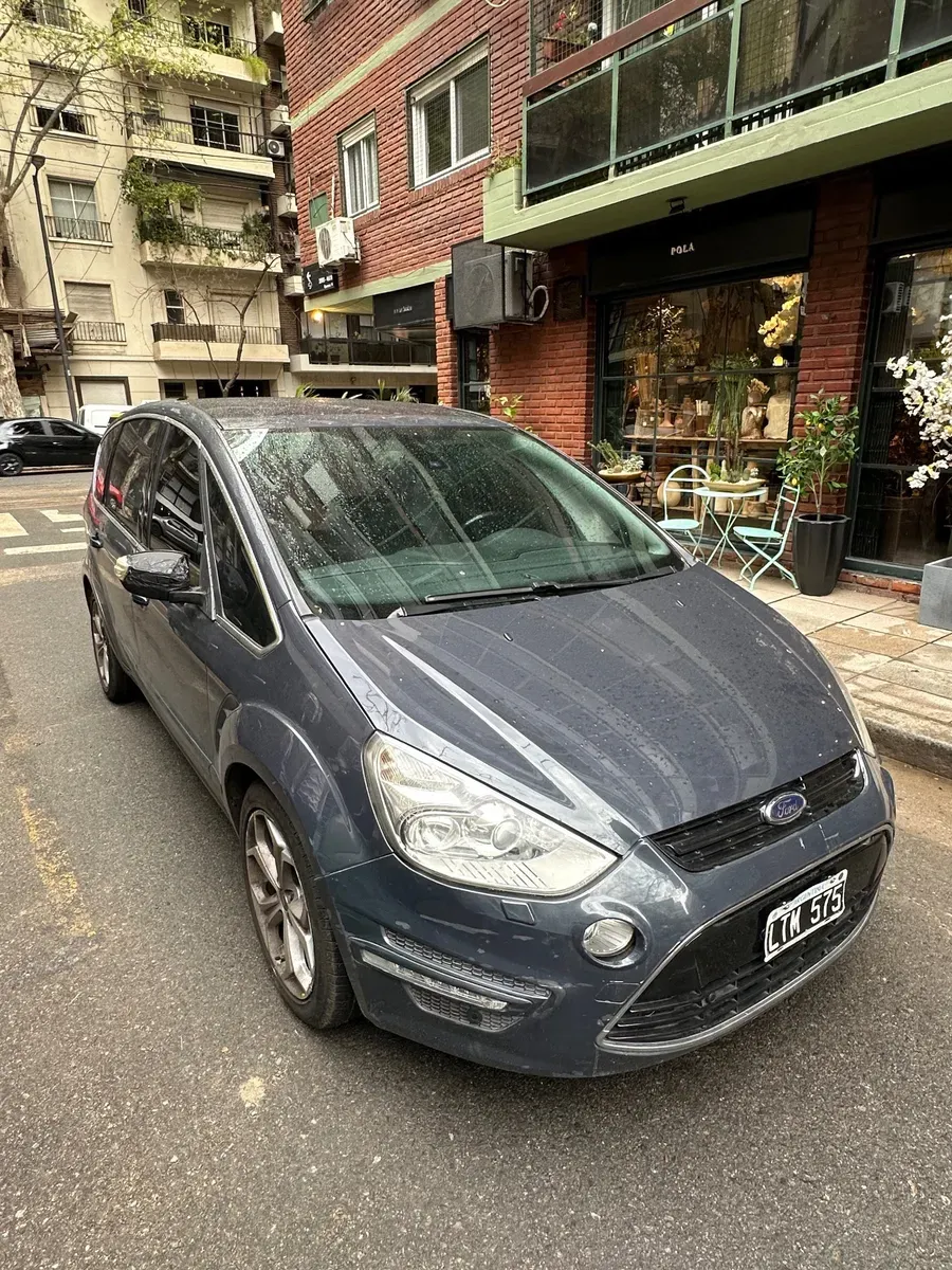 Mira esta publicación de Ford S Max 2012 en Motordil