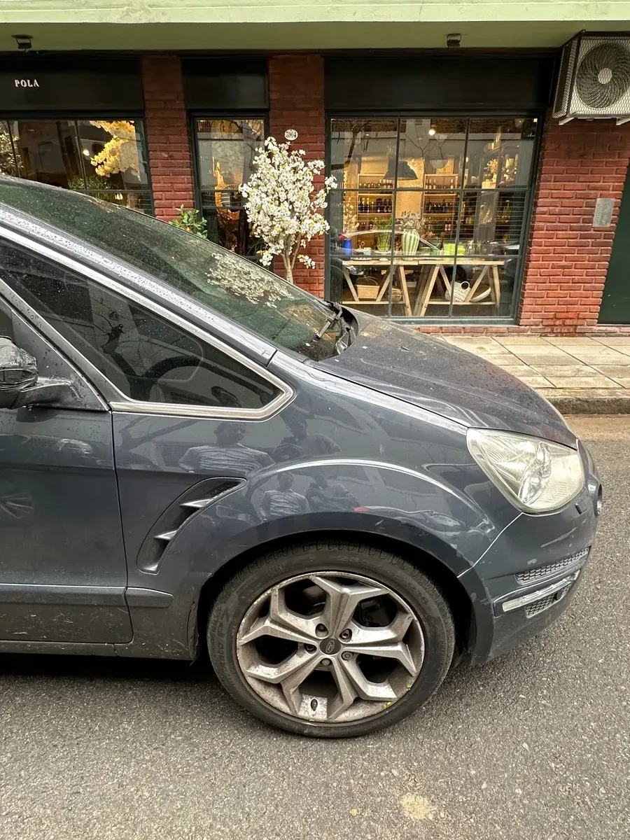 Mira esta publicación de Ford S Max 2012 en Motordil