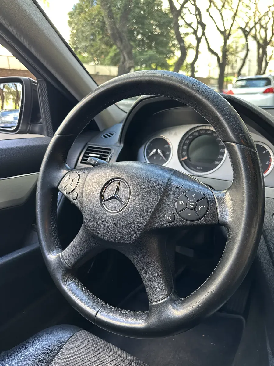 Mirá esta publicación de Mercedes Benz 220