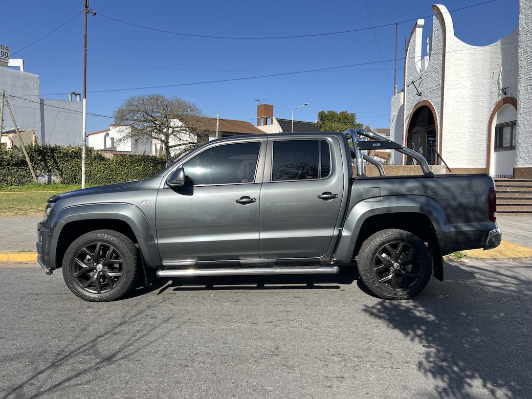 Mira esta publicación de Volkswagen Amarok 2018 en Motordil