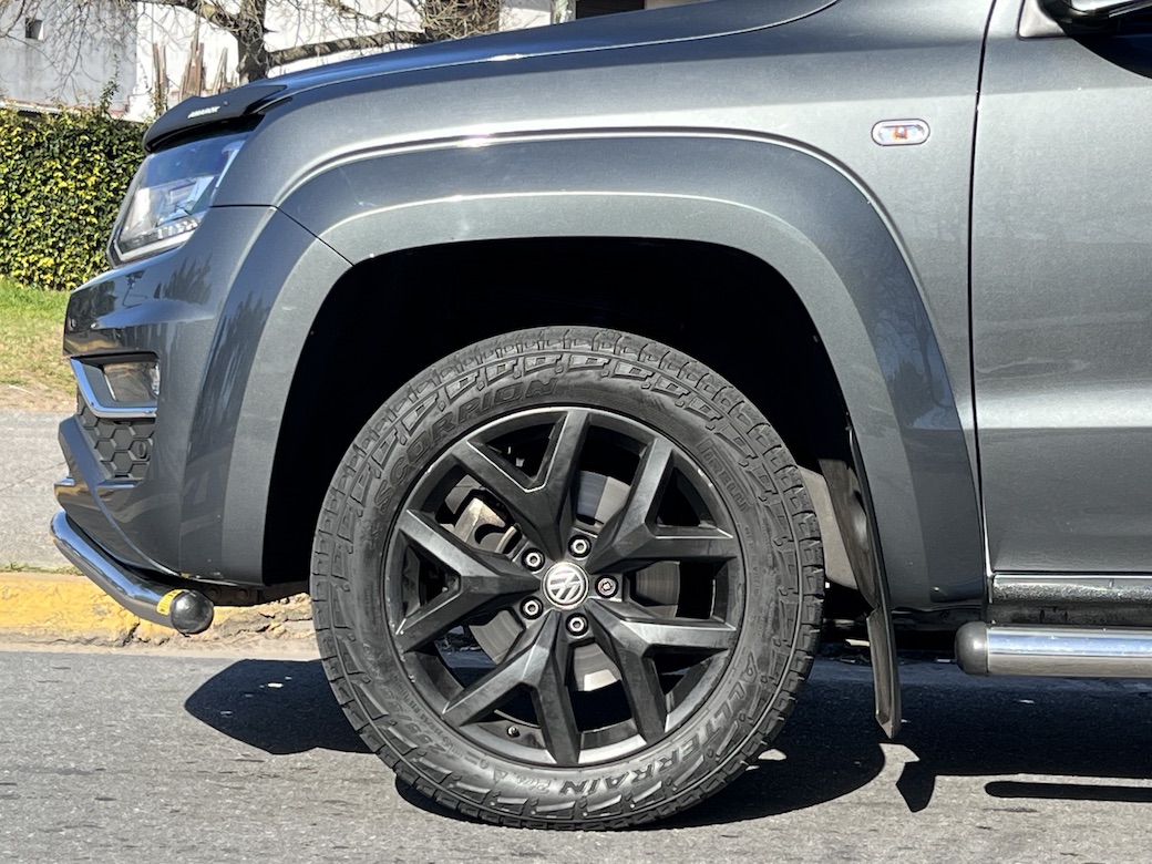 Mira esta publicación de Volkswagen Amarok 2018 en Motordil