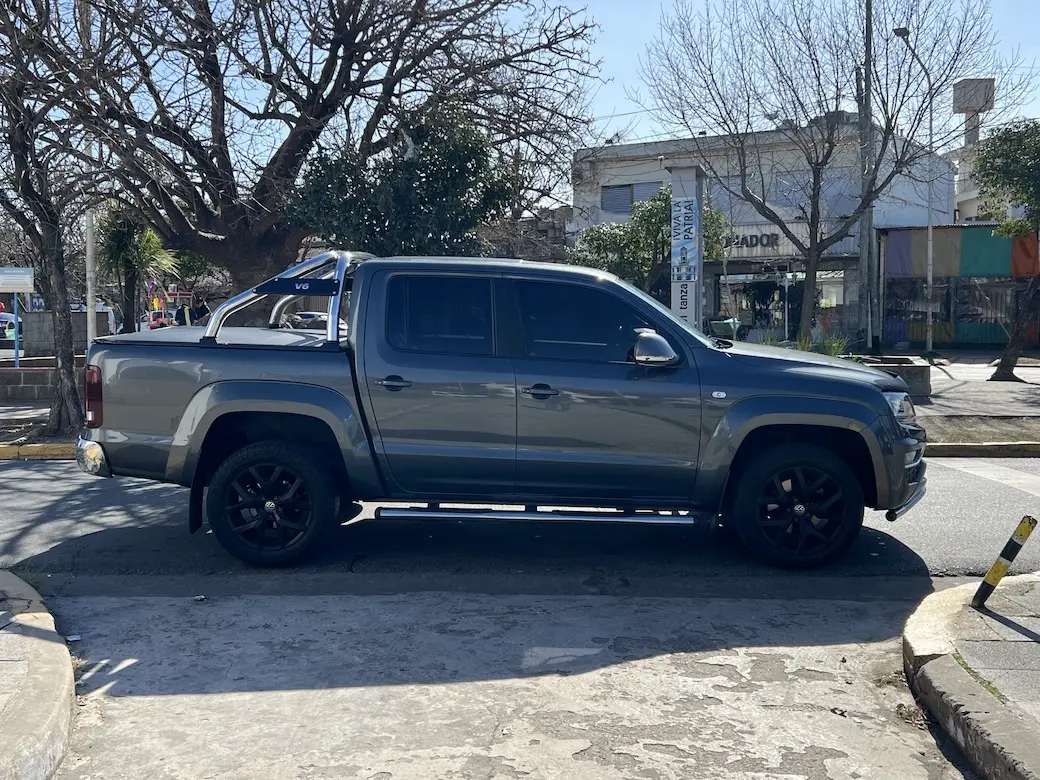 Mira esta publicación de Volkswagen Amarok 2018 en Motordil