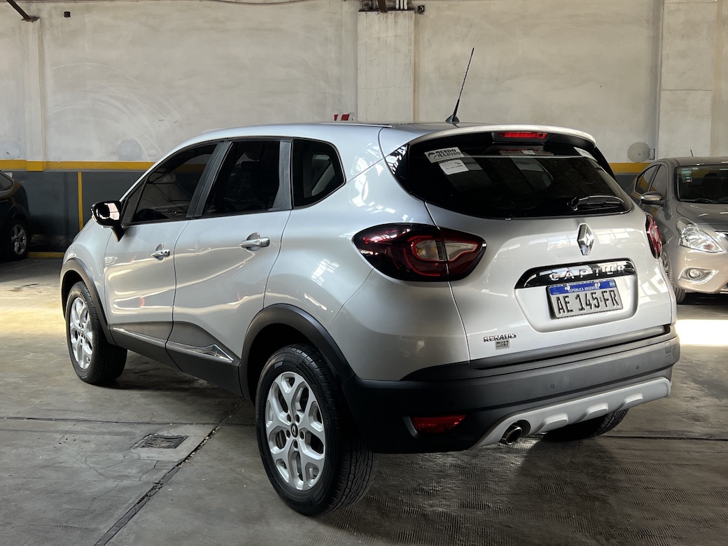 Mira esta publicación de Renault Captur 2020 en Motordil