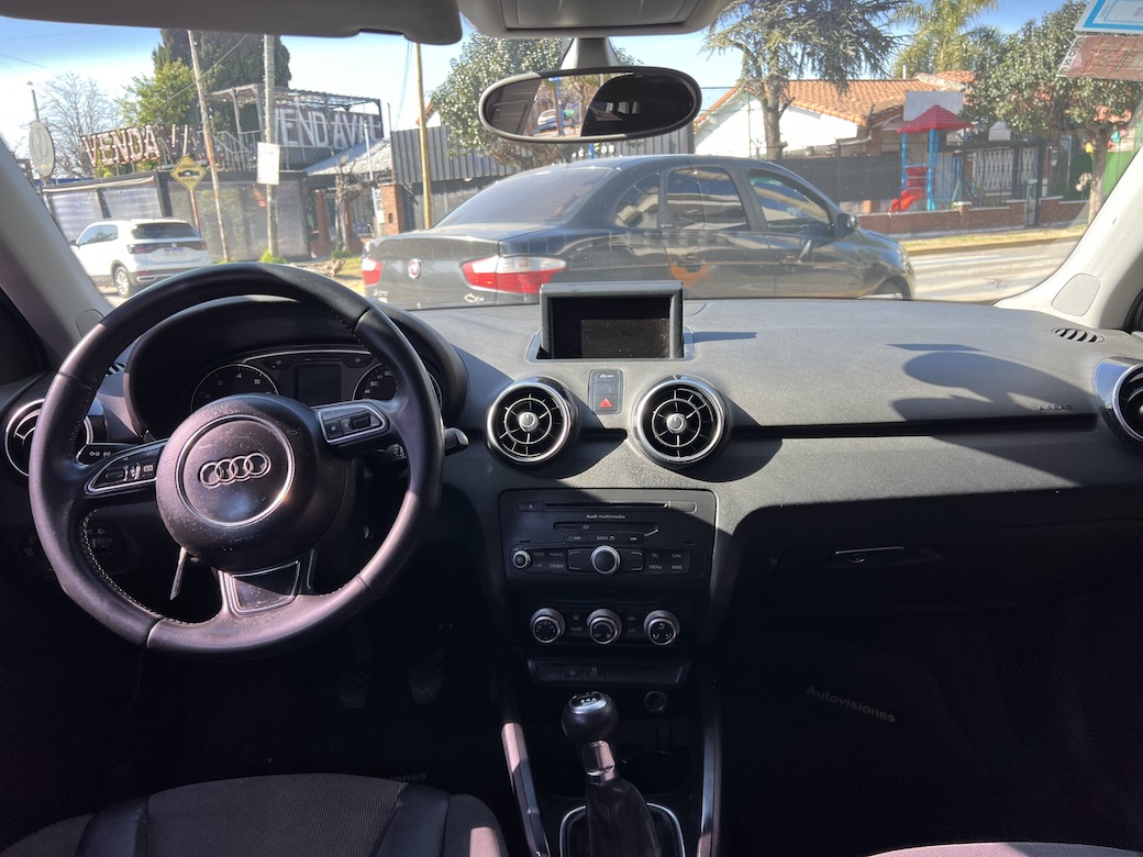 Mira esta publicación de Audi A1 2013 en Motordil