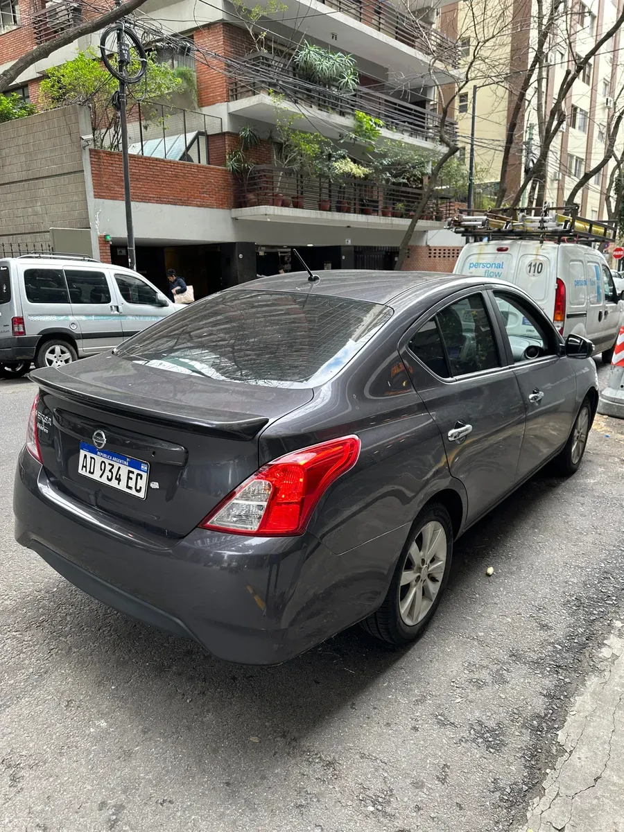 Mira esta publicación de Nissan Versa 2019 en Motordil