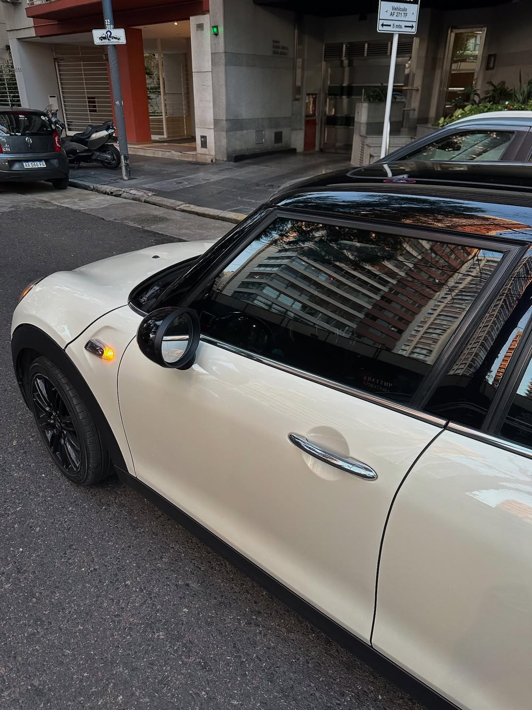 Mira esta publicación de Mini Cooper 2018 en Motordil