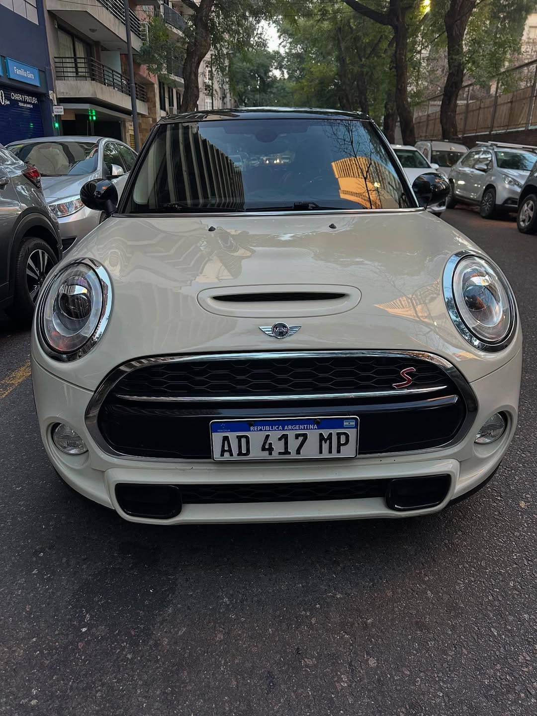 Mira esta publicación de Mini Cooper 2018 en Motordil
