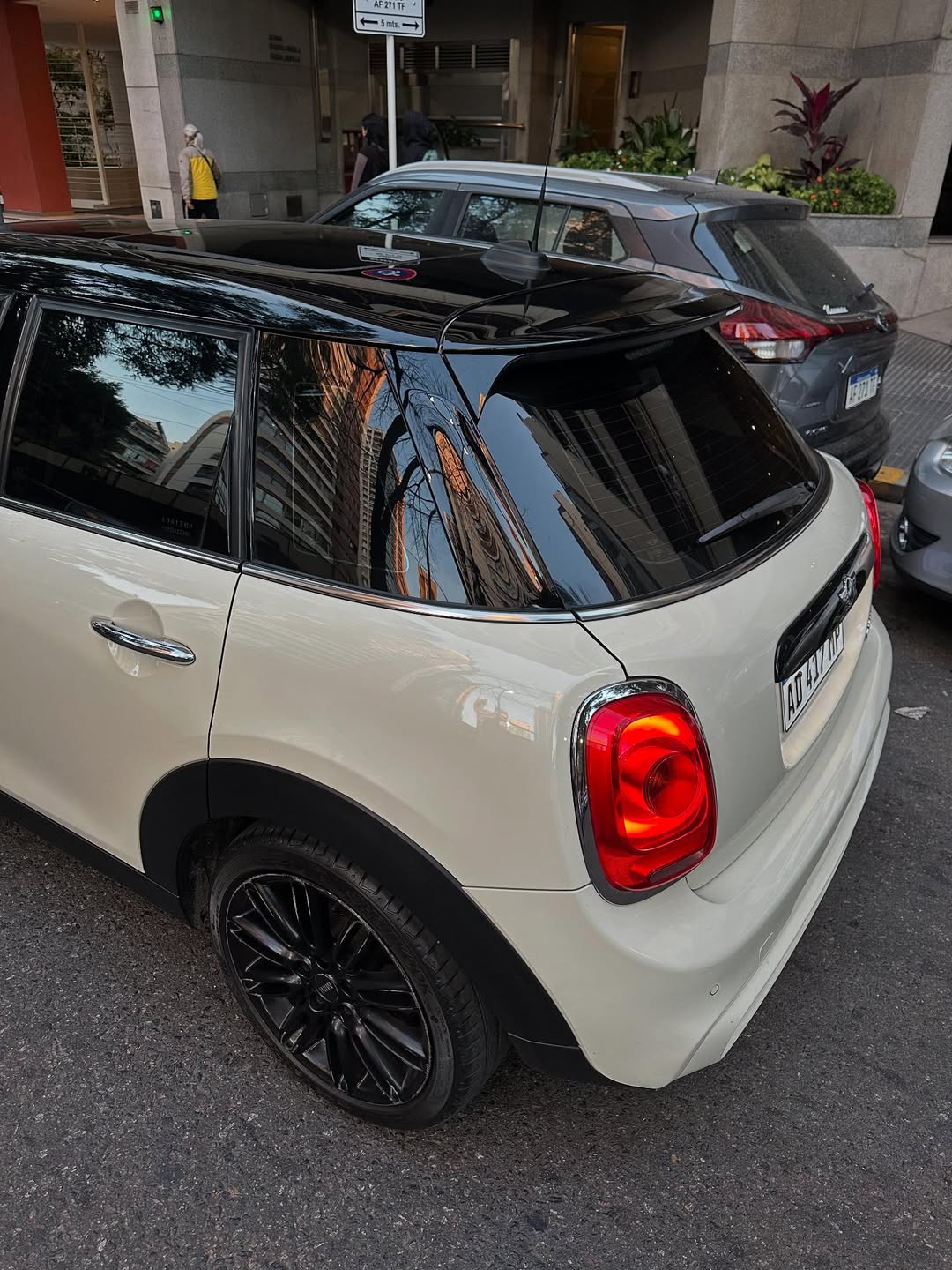 Mira esta publicación de Mini Cooper 2018 en Motordil