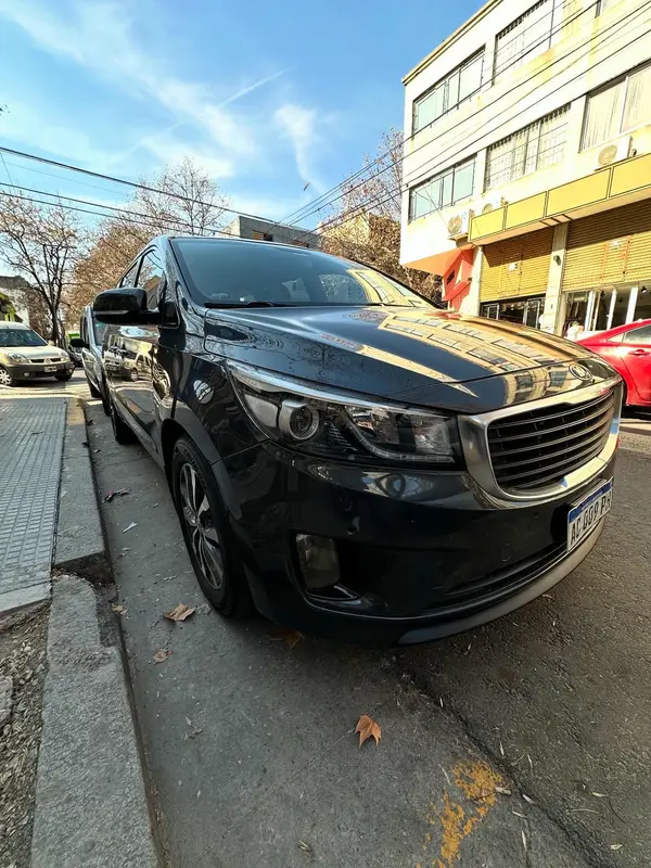 Mira esta publicación de KIA Carnival 2018 en Motordil