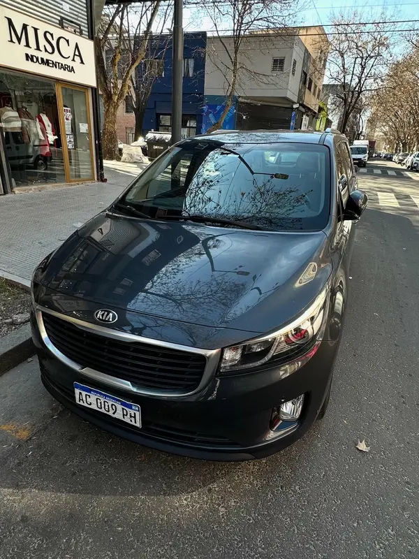 Mira esta publicación de KIA Carnival 2018 en Motordil