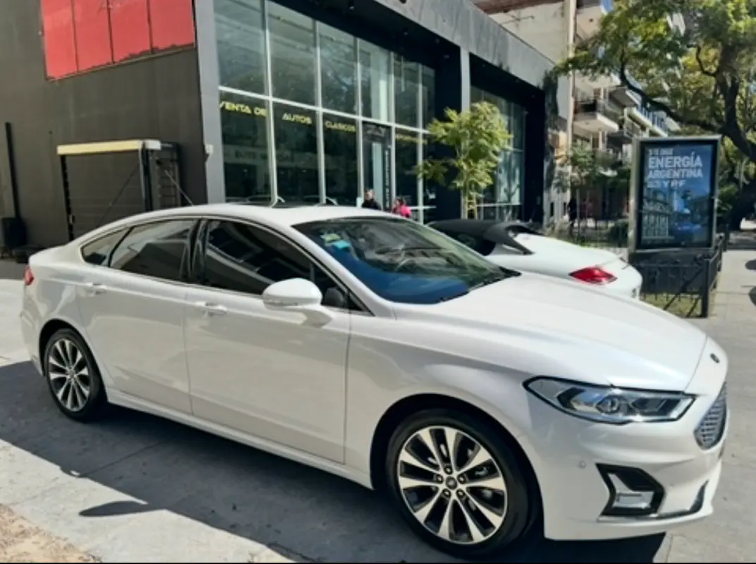 Mira esta publicación de Ford Mondeo 2018 en Motordil
