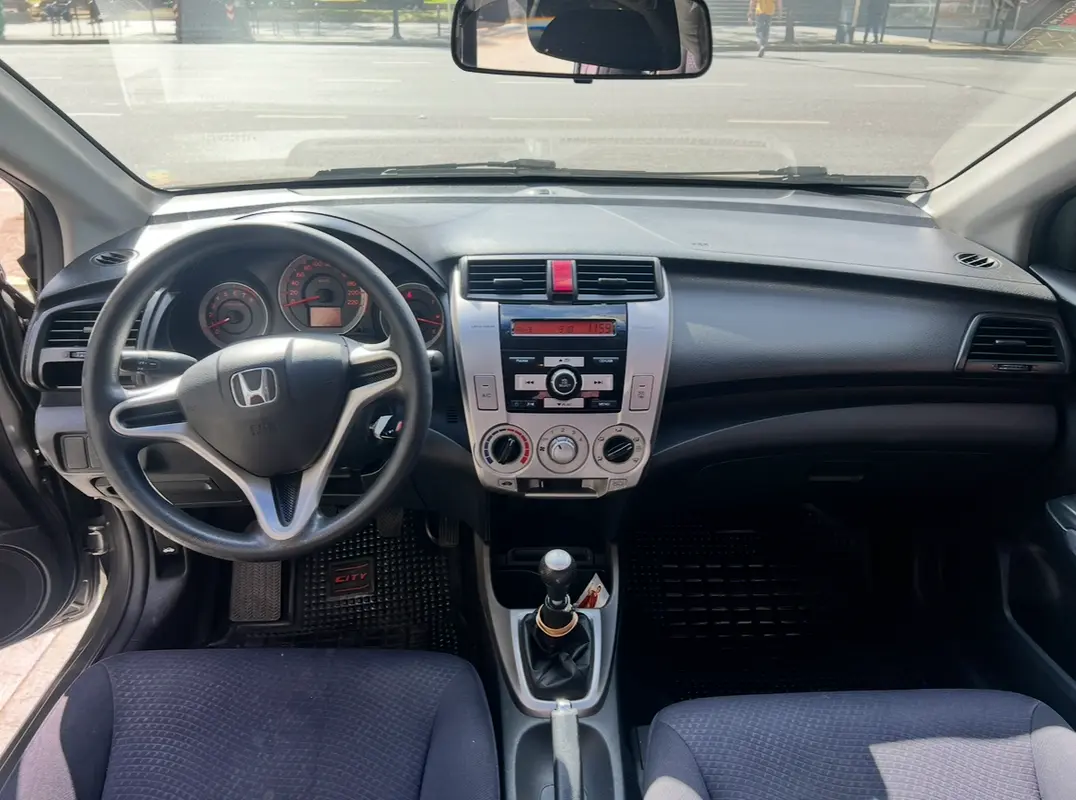Mira esta publicación de Honda City 2010 en Motordil