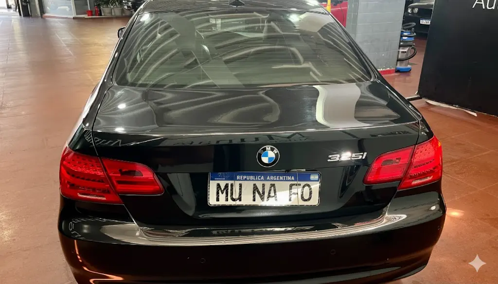 Mira esta publicación de BMW Serie 3 2013 en Motordil