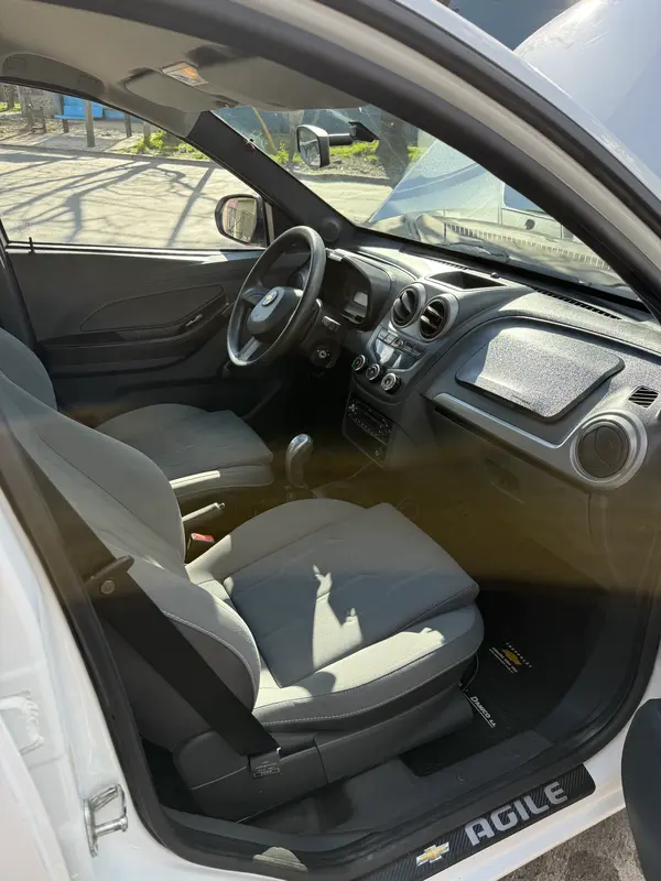 Mira esta publicación de Chevrolet Agile 2012 en Motordil