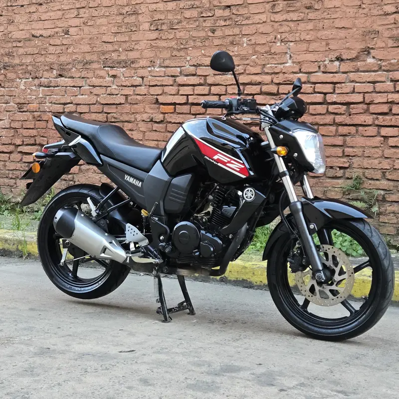 Mira esta publicación de Yamaha 160 FZ 16 2015 en Motordil