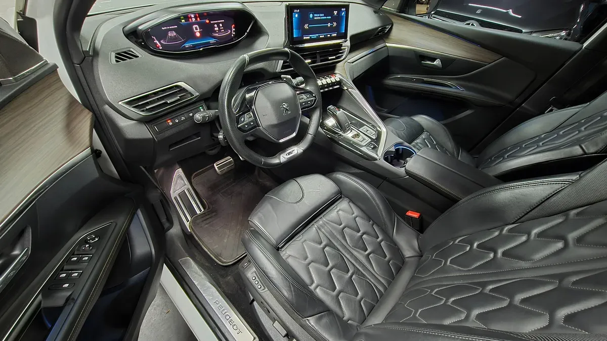 Mira esta publicación de Peugeot 3008 2021 en Motordil