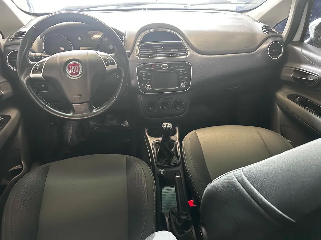 Mira esta publicación de Fiat Punto 2016 en Motordil